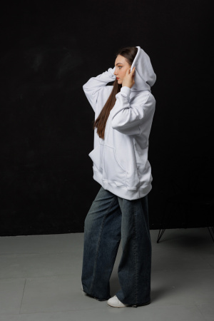 Толстовка Harmony White фото в интернет-магазине швейной фабрики "Нарпи"
